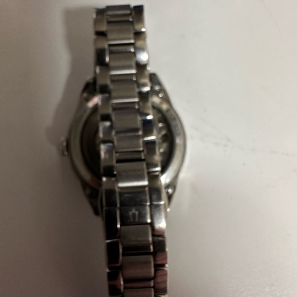 SoldCross listed. Bulova Classic Blue Mother of Pearl/diamond/sapphire - 96P191 - Picture 7 of 8